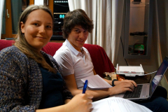Dennis Denk am Programmieren beim Hackfest im April 2018 in Pfaffenhofen von Open Project.